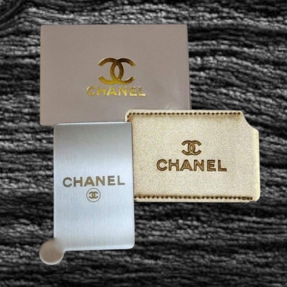 Gold Chanel Card Holder & Mirror - New In Box - Picture 2 of 2